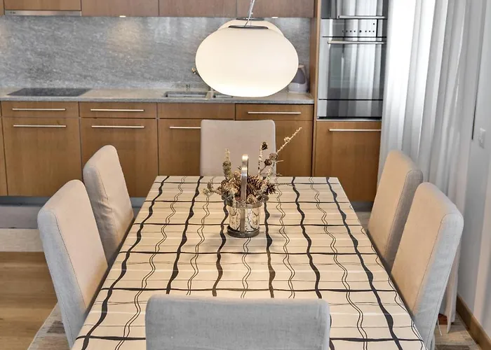 Apartament Chesa Chalavus - *