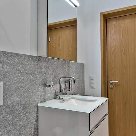 公寓 Chesa Chalavus - 圣莫里茨